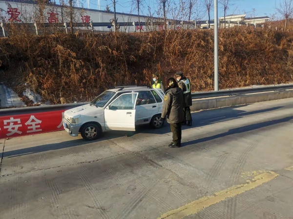 隔河头收费站：节后归途遇故障，一声谢谢暖心肠